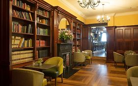 Cahir House Hotel
